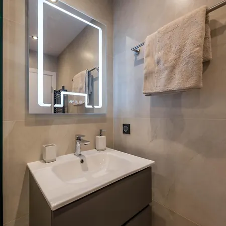Center Luxury Апартаменты *