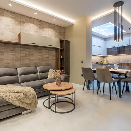 Апартаменты Center Luxury